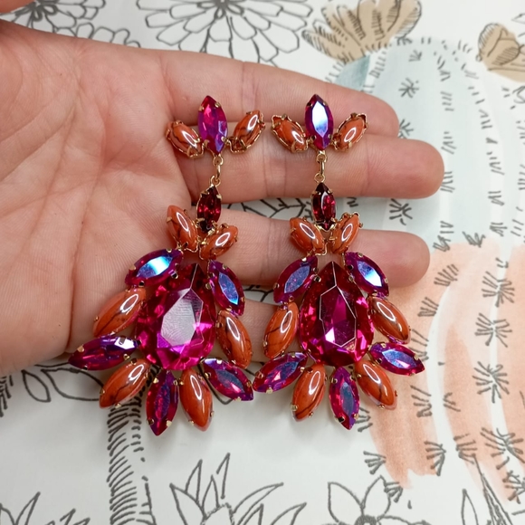 ✨NEW CRYSTAL EARRINGS COLLECTION✨ Smoky Cubic Zirconia Brass Colour Earr… - Picture 15 of 15